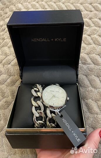 Часы Kendall + kylie