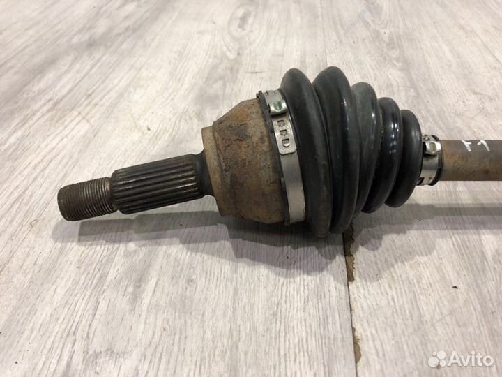 Привод левый Ford Focus 1 1.8 1998 1999 2000 2001