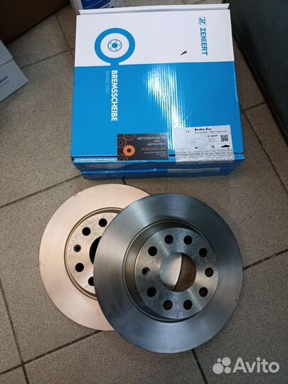 Диск тормозной задний Volkswagen Golf 6