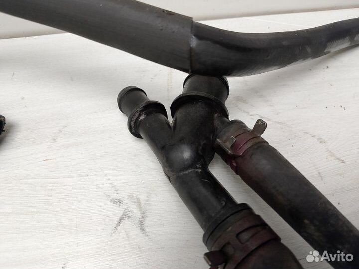 Тройник системы охлаждения Land Rover Range Rover