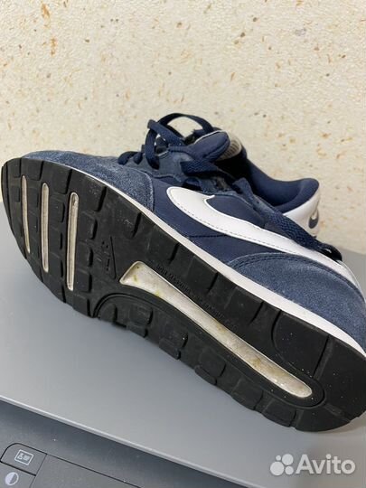 Кроссовки nike р37,5