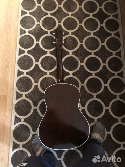 Любительская гитара шестиструнная бу