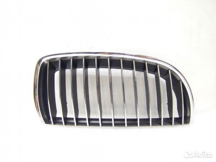 Решетка радиатора передняя правая Bmw 3-Series E90