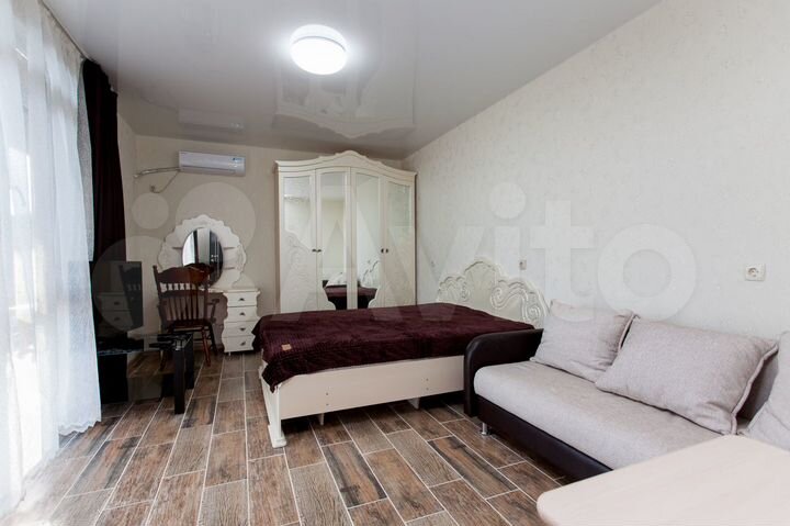 Комната 35 м² в > 9-к., 3/3 эт.