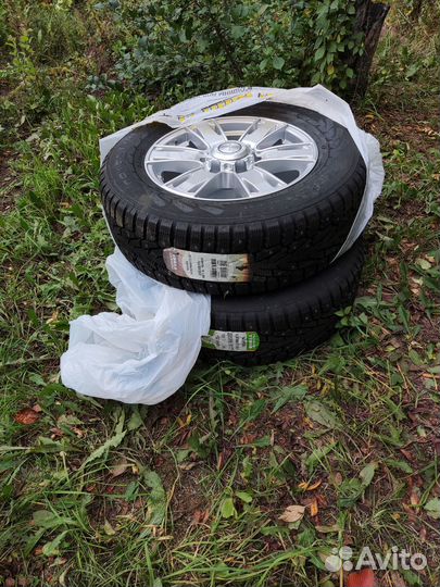 R17 Nokian Tyres Nordman 7 SUV 235/65, PCD 6x139.7 DIA 38