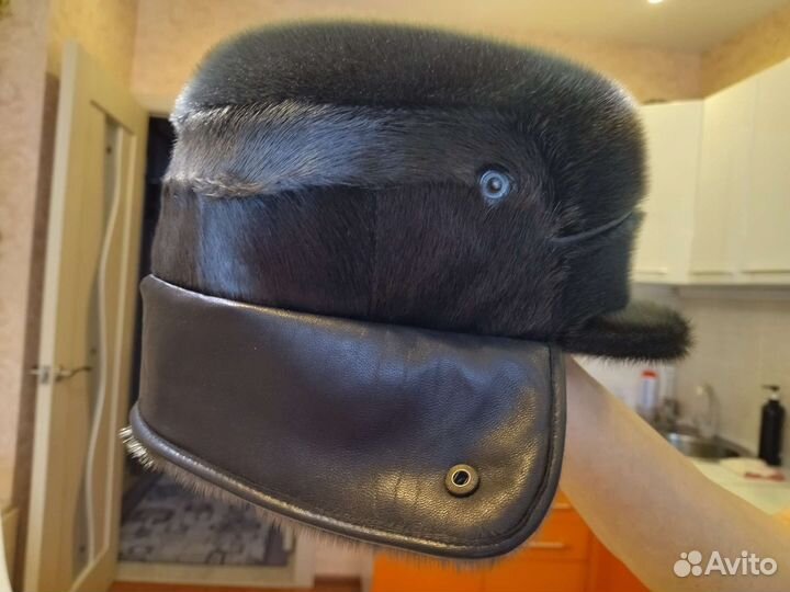 Меховая мужская шапка