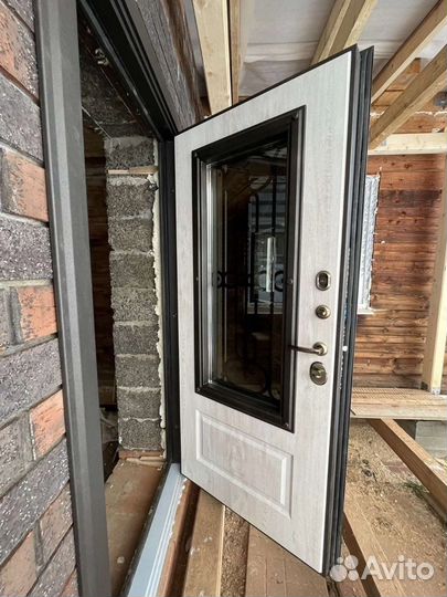 Дверь входная терморазрыв