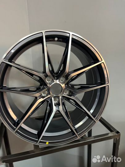 Диски литые R19 5x114.3 комплект новые