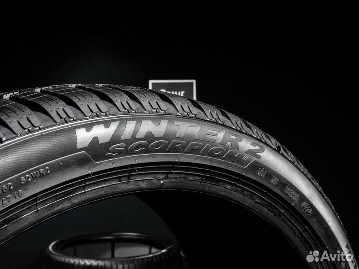 Pirelli Scorpion Winter 2 315/30 R22 и 275/35 R22 114V