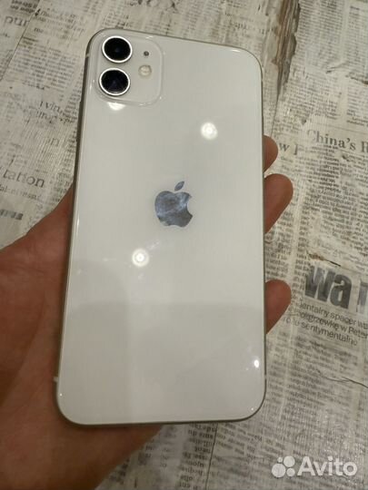iPhone 11, 64 ГБ