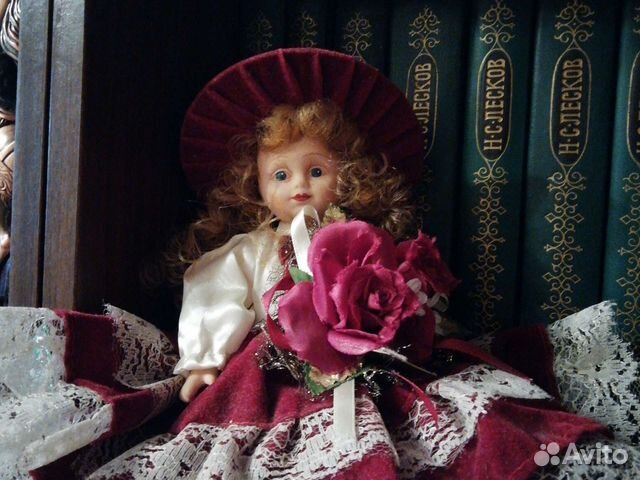 Кукла фарфоровая из Германии(коллекционная)