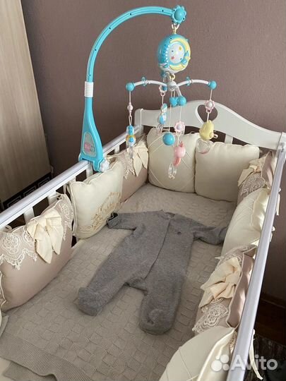 Бортики в кроватку