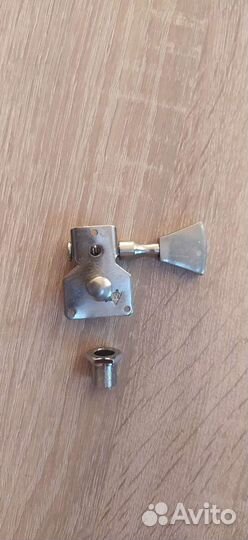 Колок на бас-гитару Урал