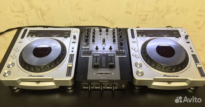 Denon DN-X300 и 2 Pioneer CDJ-800mk2