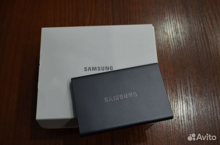 Внешний SSD Samsung Portable T7 2Tb