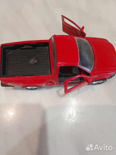 Модель автомобиля форд 150 1997 г