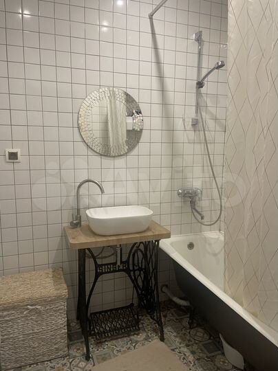 2-к. квартира, 50 м², 3/17 эт.