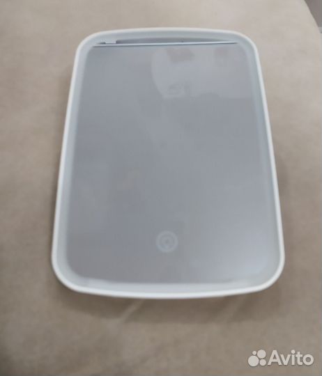 Зеркало с подсветкой новое