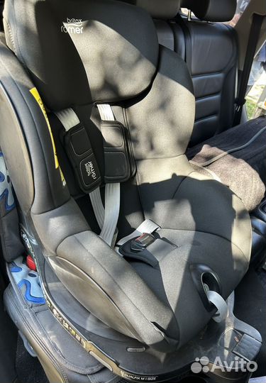 Автокресло britax romer dualfix m i size