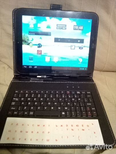 Чехол с клавиатурой для планшета