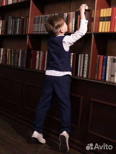 Классический брючный костюм