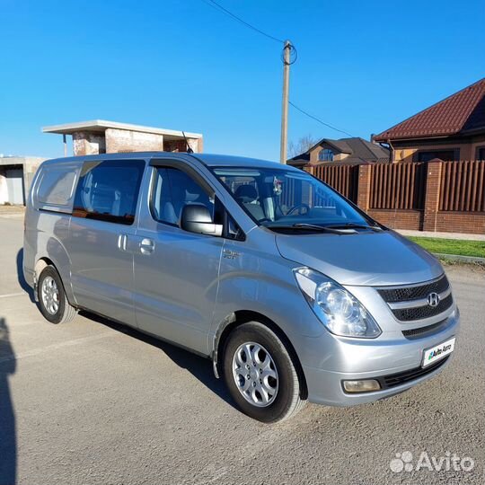 Hyundai Grand Starex 2.5 AT, 2009, 370 000 км