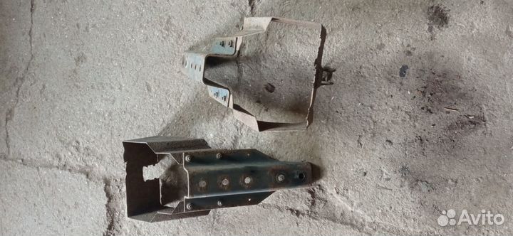 Кронштейн (крепление) DAF XF 105 2008