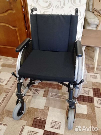 Коляска инвалидная