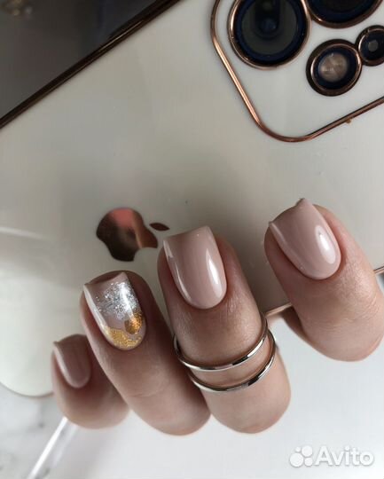 Мастер маникюра и педикюра