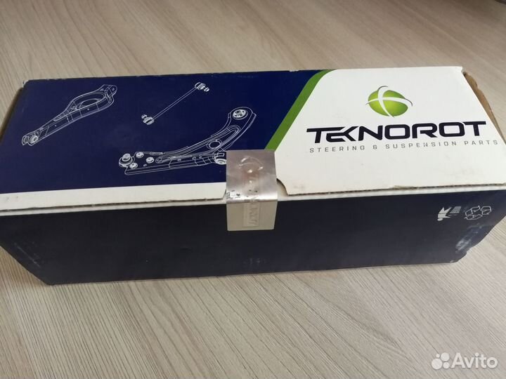 Наконечник левой рулевой тяги