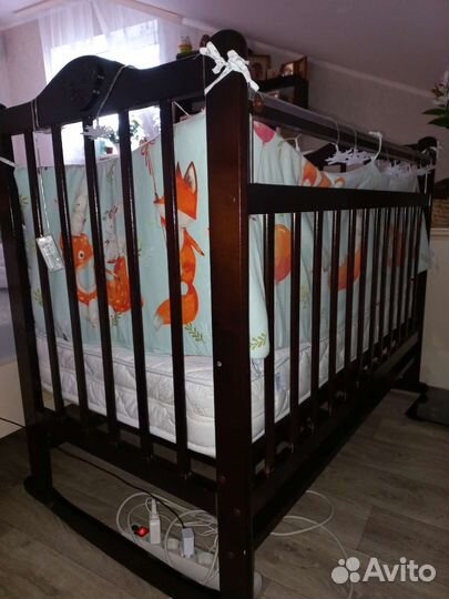 Детская кроватка