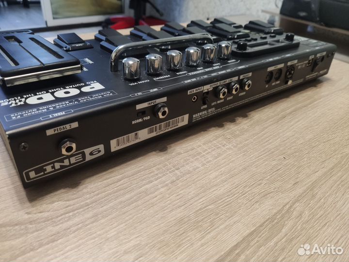Звуковой процессор line6 pod xt live