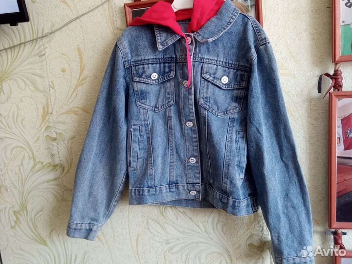 Джинсовая куртка
