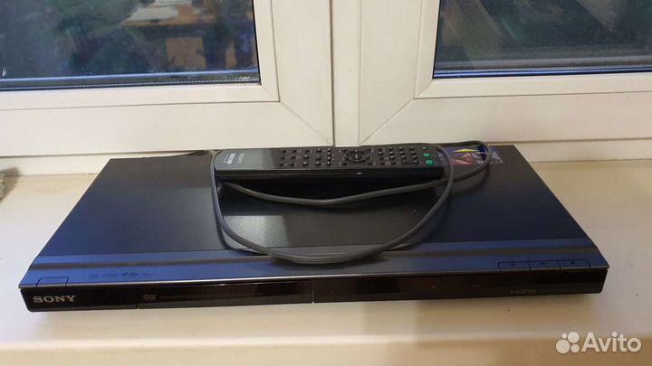 DVD-плеер Sony DVP-NS708H