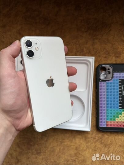 iPhone 11, 128 ГБ