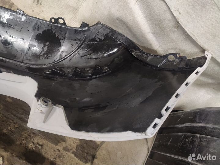 Бампер задний с отверстием под катафот Skoda Fabia