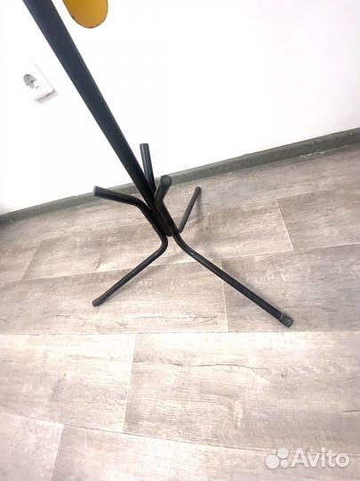 Вешалка для одежды напольная