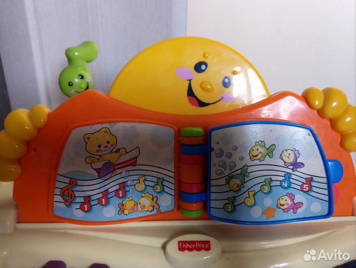 Детская игрушечная рояль