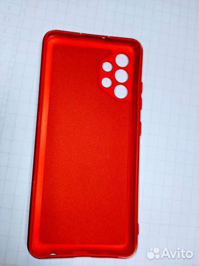 Чехлы на телефон