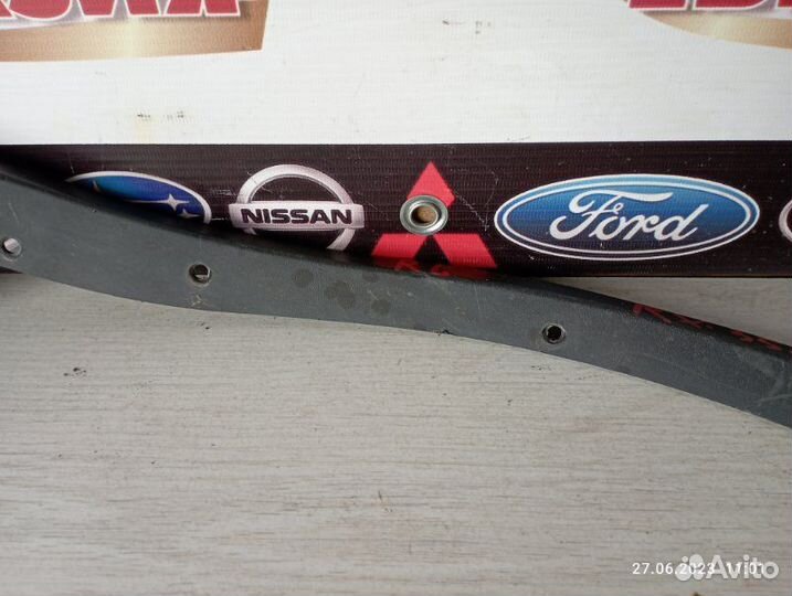 Накладка на крыло задняя левая Lexus Rx350 2010