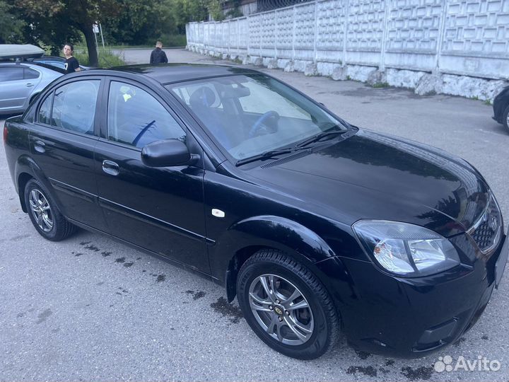 Kia Rio 1.4 AT, 2011, 93 980 км