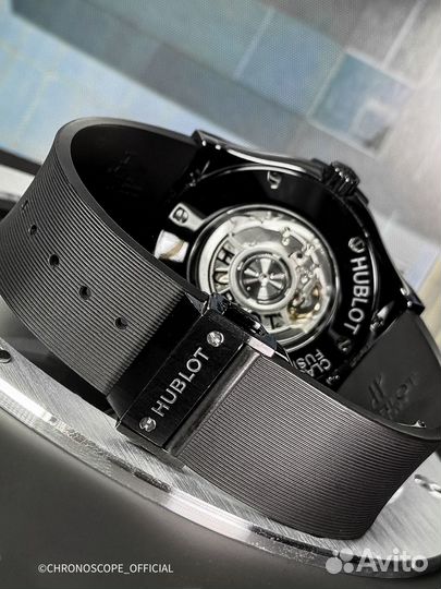 Часы hublot - classic fusion black magic 45 MM