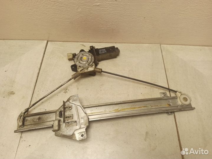 Стеклоподъемник электрический задний левый