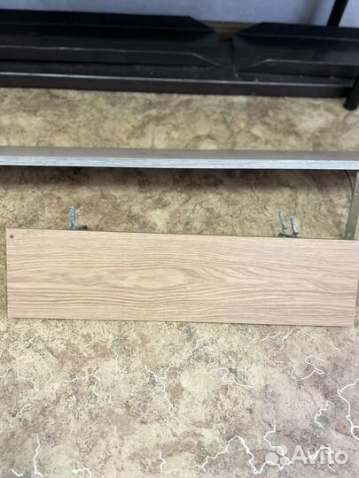 Полочки на стену книжные