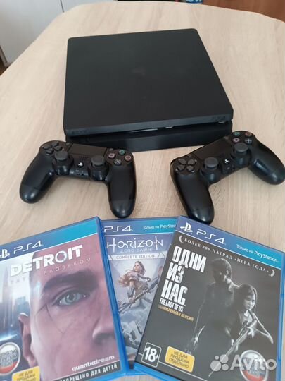Продам ps4 slim