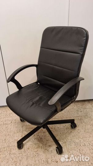 Компьютерное кресло Икеа Torkel