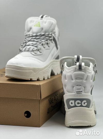 Ботинки зимние белые Nike ACG Air Zoom Gaiadome