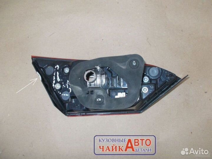 Фонарь задний правый Toyota Camry V70