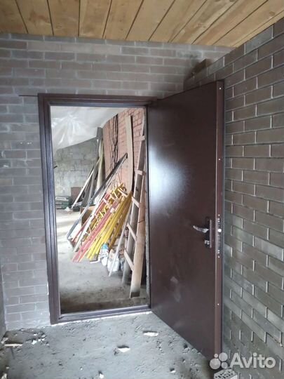 Дверь металлическая без отделки