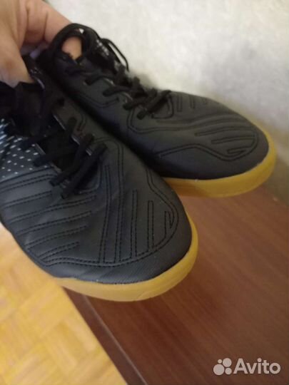 Футзалки мужские Декатлон